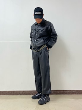 「DANKE SCHON（ダンケシェーン）のアイテム（スラックス）」を使った、takuya satoさん（メンズ・182cm）の秋コーディネート