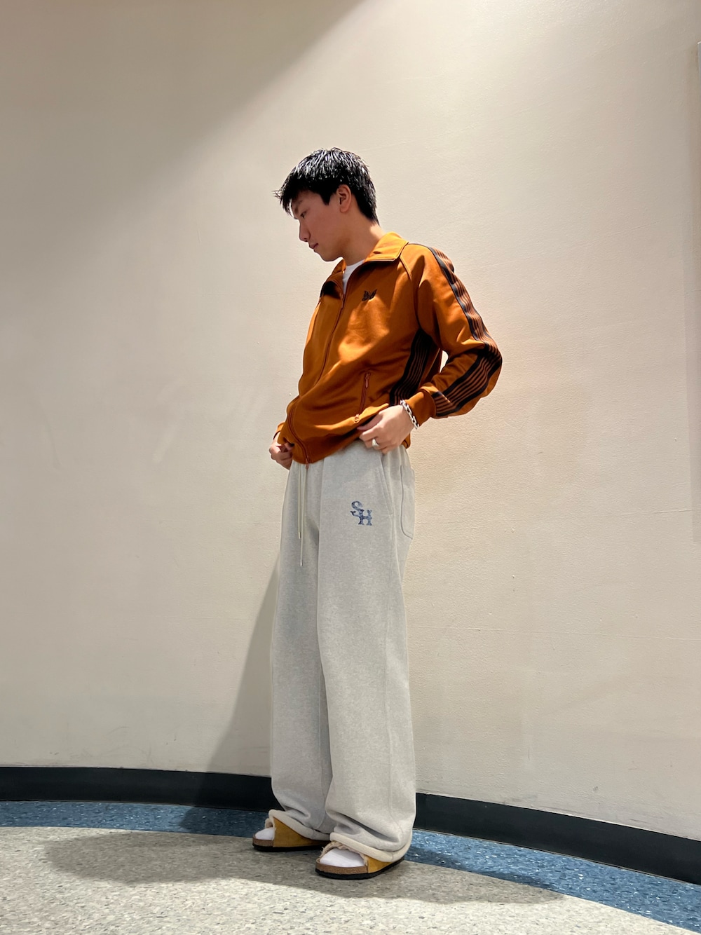 SUGARHILLのスウェットパンツを使った人気ファッションコーディネート 