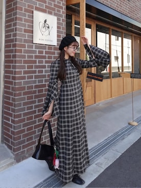 「アイテム（バレエシューズ）」を使った、yuiさん（レディース・159cm）の秋コーディネート