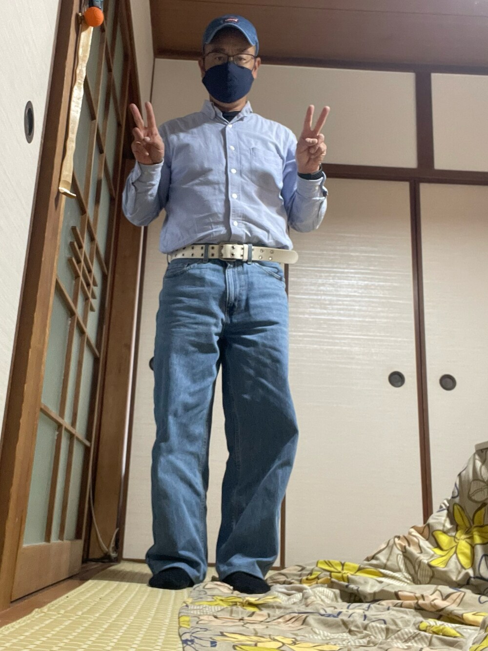 「levis578、levis」｜「Levi'sのアイテム（デニムパンツ、ブルー系）」を使った、りょうすけさん（メンズ・167cm）の春コーディネートの1枚目の写真
