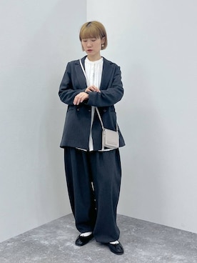 「アイテム（財布）」を使った、miyuさん（レディース・157cm）の秋コーディネート