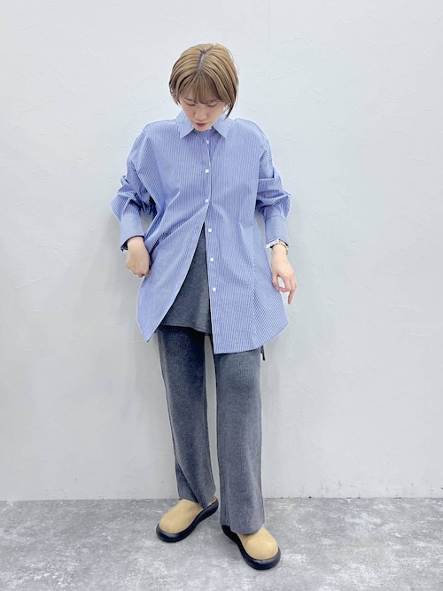 【美品】アドーア ストライプ ブラウス 2WAY シャツ バックボタン ウタオ》バックボタンストライプシャツ（シャツ/ブラウス）｜studio