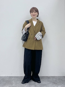 「studio CLIP（スタディオクリップ）のロングハンドルギャザートートバッグ（トートバッグ、ブラック系）」を使った、miyuさん（レディース・157cm）の春コーディネート