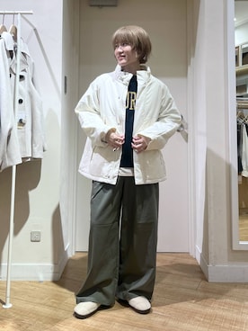 「アイテム（その他アウター、ホワイト系）」を使った、miyuさん（レディース・157cm）の冬コーディネート