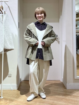 「studio CLIP（スタディオクリップ）のやわらかストレッチカーブイージーパンツ[プチ・プラスサイズあり]（その他パンツ）」を使った、miyuさん（レディース・157cm）の秋コーディネート