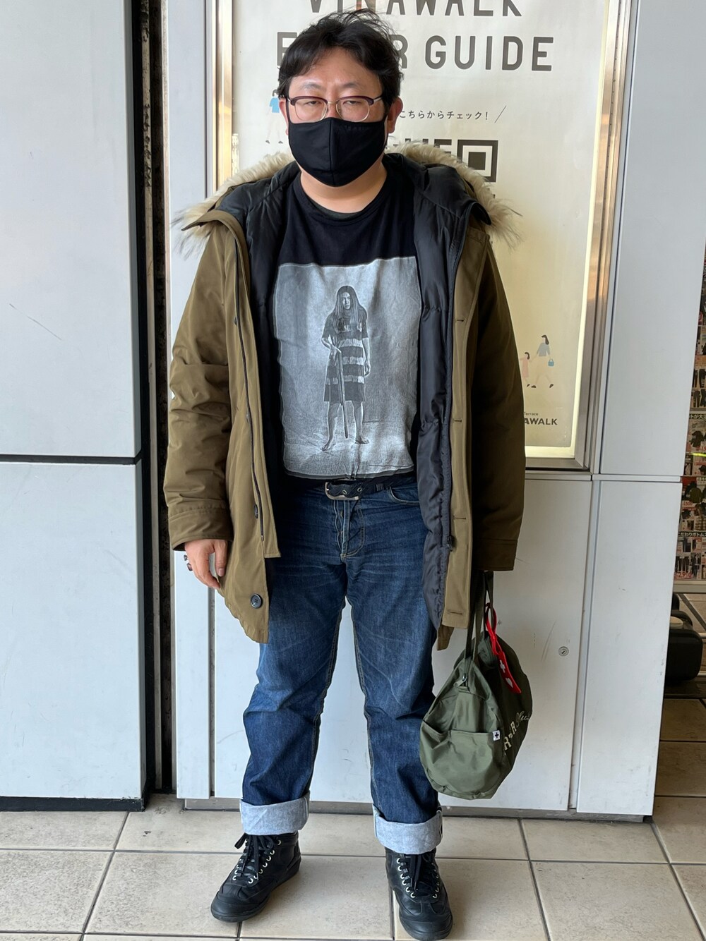 「秋服コーデ、休日スタイル、オトナカジュアル、デニムパンツ、低身長、モッズ」｜「BLACK Scandal Yohji Yamamotoのアイテム（Tシャツ/カットソー、ブラック系）」を使った、まさみんさん（メンズ・166cm）の秋コーディネートの1枚目の写真