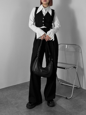 「アイテム（ベスト）」を使った、LVEU.さん（レディース・163cm・20代）の秋コーディネート