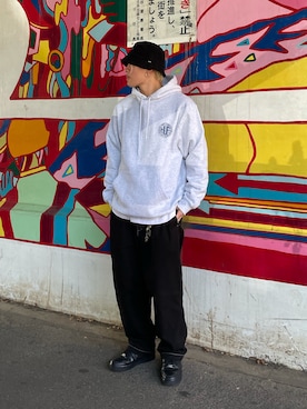 「HUF（ハフ）のアイテム」を使った、Ryuichi Kawagishiさん（メンズ・172cm）の冬コーディネート