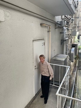 「Clarks（クラークス）のWallabee 2 / メンズ ワラビー2 (ブラックスエード)（モカシン/デッキシューズ）」を使った、Ryuichi Kawagishiさん（メンズ・172cm）の秋コーディネート