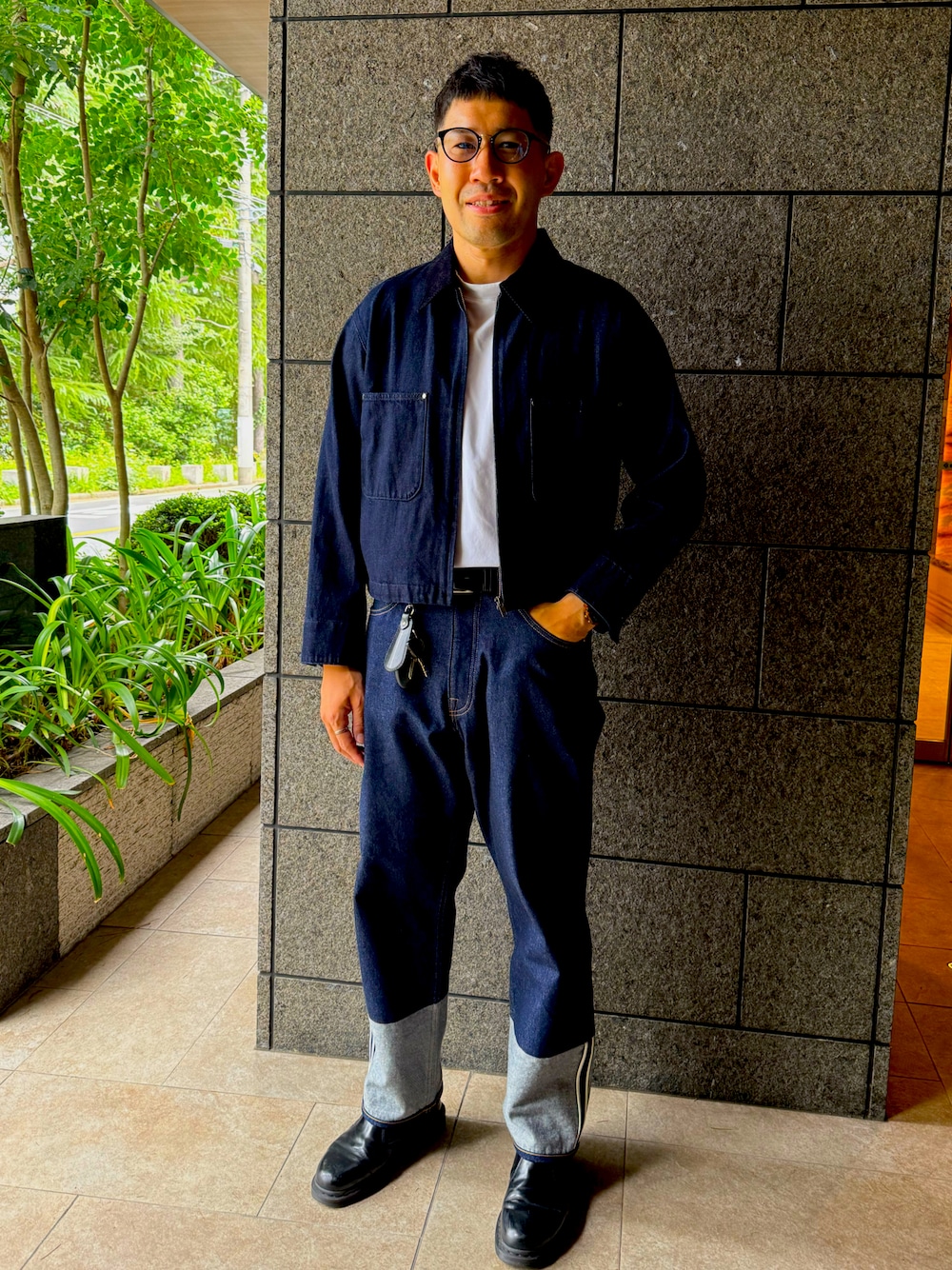 GAPのアイテムを使った「デニムセットアップ」のメンズ人気