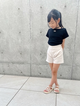 「アイテム（サンダル）」を使った、amiboooさん（キッズ・90cm）の秋コーディネート