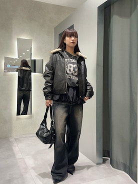 「WHO'S WHO gallery（フーズフーギャラリー）のエリオットナンバリングワンショルダースウェット（スウェット）」を使った、ナナさん（レディース・169cm）の秋コーディネート