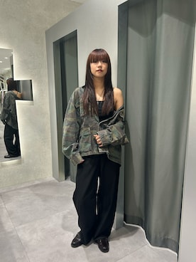 「アイテム（ミリタリージャケット）」を使った、ナナさん（レディース・169cm）の秋コーディネート