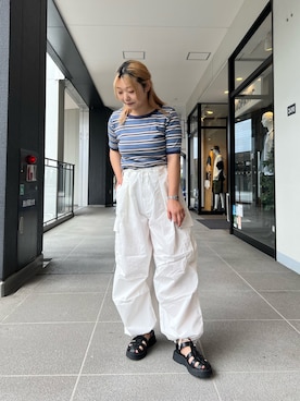 「CPCM」｜「アイテム（カーゴパンツ）」を使った、にこ。さん（レディース・154cm）の夏コーディネート