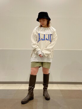 「mystic（ミスティック）のボリュームロングブーツ（ブーツ）」を使った、にこ。さん（レディース・154cm）の秋コーディネート