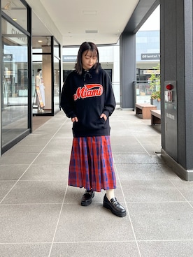 「CPCM」｜「アイテム（スカート）」を使った、にこ。さん（レディース・154cm）の秋コーディネート