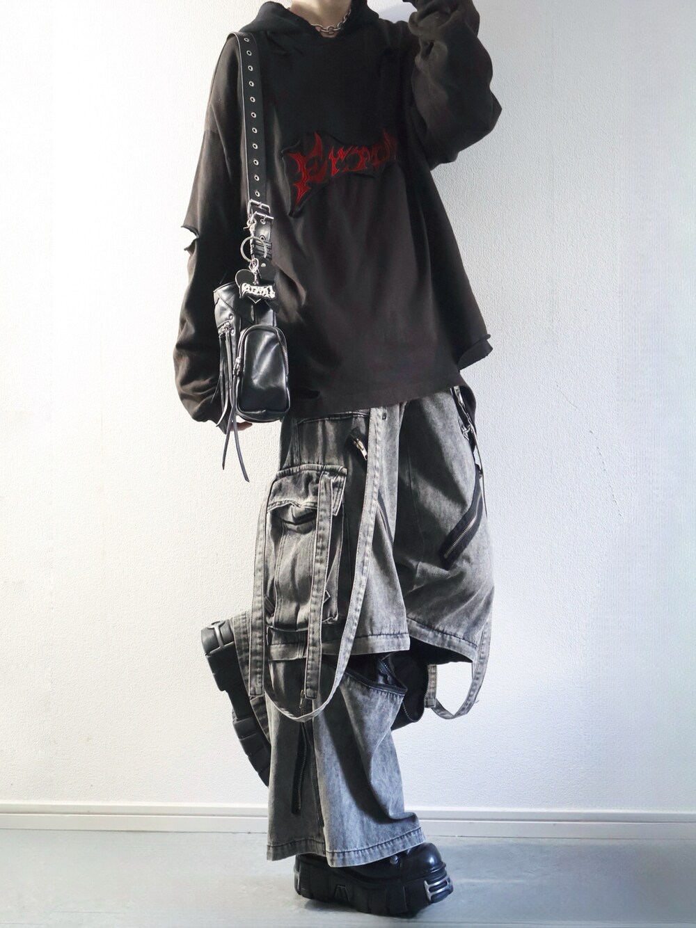 ERAR（エラー）の「【ERAR】3wayルーズシルエットハイギミック