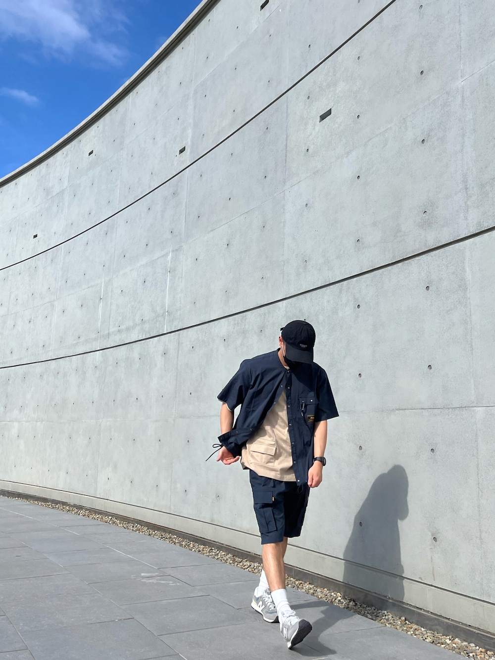 「New Balance、summer、boy」｜「NEW BALANCEのアイテム（シューズ、シルバー系）」を使った、Dodsonさん（メンズ）の夏コーディネートの1枚目の写真