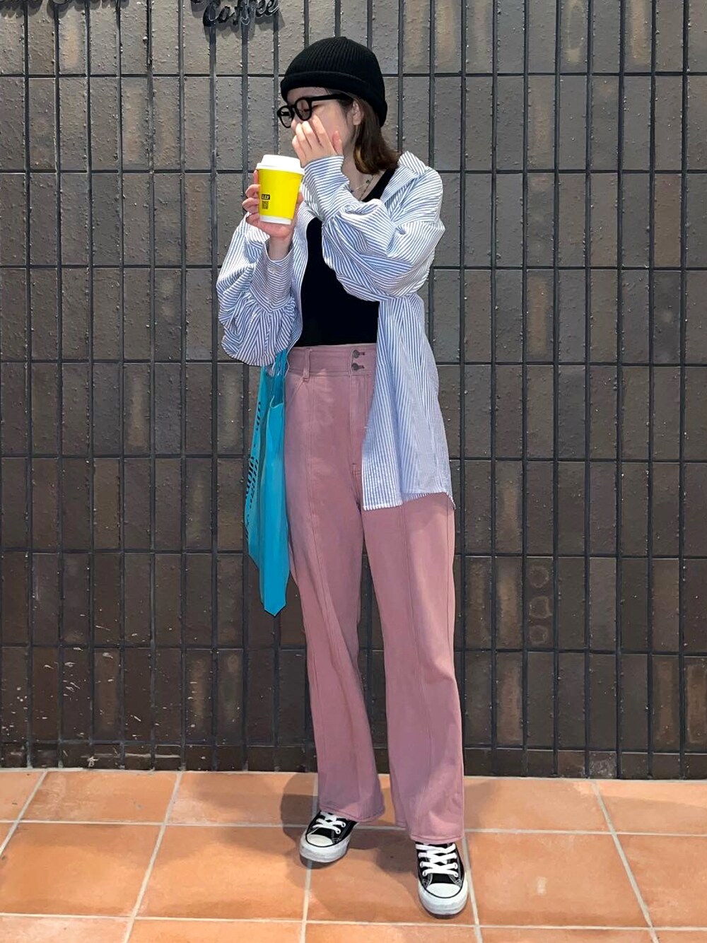 Kastaneのデニムパンツ（ピンク系）を使った人気ファッション