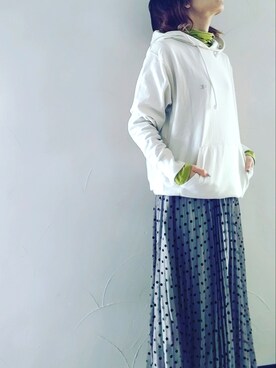 「フォロー、イイネ、お気に入り登録お願いします♡」｜「アイテム（パーカー）」を使った、Miki Nodaさん（レディース・159cm）の春コーディネート