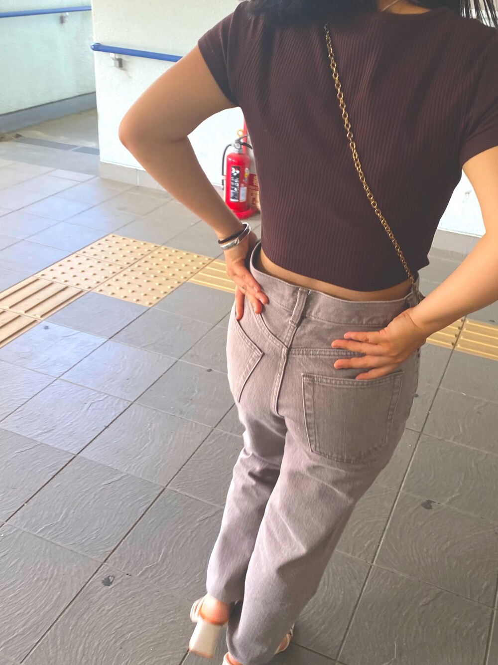 「夏コーデ」｜「SHEINARのアイテム（トップス、ブラウン系）」を使った、HARUNAさん（レディース・148cm）の夏コーディネートの1枚目の写真