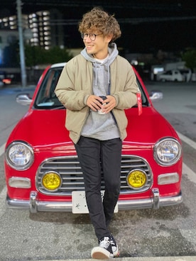 「URBAN RESEARCH Sonny Label（アーバンリサーチサニーレーベル）のアイテム（MA-1）」を使った、CHINさんパパさん（メンズ・163cm）の冬コーディネート