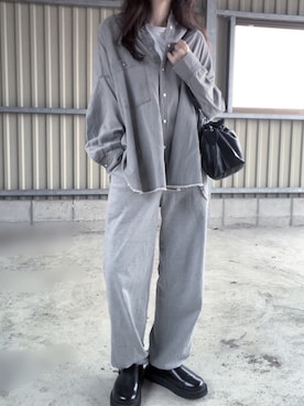 「hunch（ハンチ）の【WEB限定/別注】 バンドカラー オーバーサイズ　デニムシャツ（シャツ/ブラウス）」を使った、ERIKAさん（レディース・158cm）の秋コーディネート