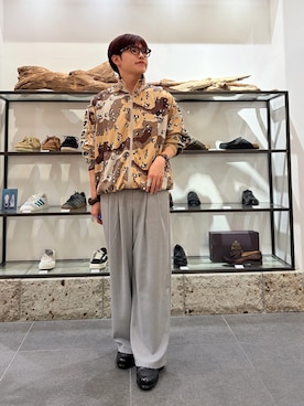「URBAN RESEARCH(アーバンリサーチ)のLOTTO LOGO TAPE TRACK JACKET(ブルゾン、その他)」を使った、kengoさん(メンズ・170cm)の秋コーディネート