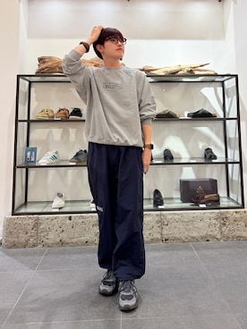 「URBAN RESEARCH（アーバンリサーチ）のLOTTO　itteki LOGO SWEAT（スウェット、グレー系）」を使った、kengoさん（メンズ・170cm）の秋コーディネート