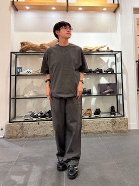 「TOHA(トハ)のリカバリーウェア布帛 半袖/ロングパンツ(ルームウェア/パジャマ、グレー系)」を使った、kengoさん(メンズ・170cm)の夏コーディネート