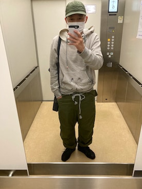 「古着好きな人と繋がりたい」｜「アイテム（モカシン/デッキシューズ）」を使った、ひろまるさん（メンズ・171cm）の春コーディネート