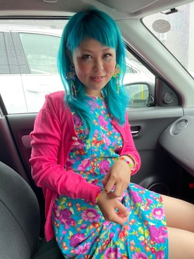 「アイテム（ピアス（片耳用）、ブルー系）」を使った、しおちゃんさん（レディース・155cm）の夏コーディネート