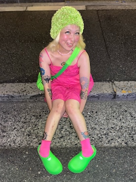 「アイテム（サンダル、グリーン系）」を使った、しおちゃんさん（レディース・155cm）の夏コーディネート