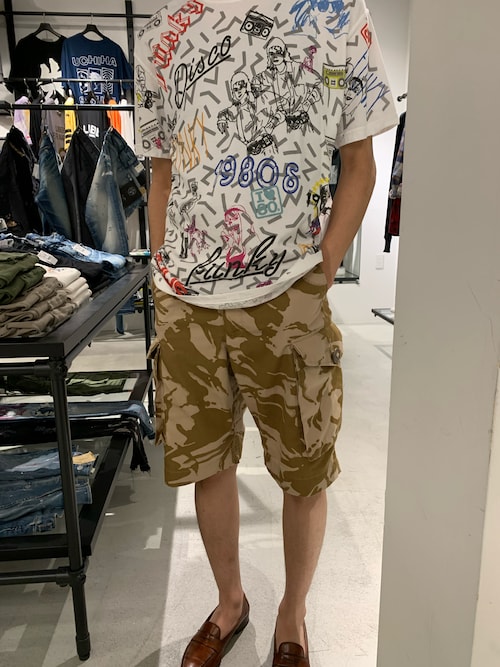 Kare／ME（カーミー）1980総柄Tシャツ Kare/ME tシャツ Kare/ME（カーミー）1980総柄Tシャツ メンズ