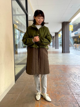 ミリタリージャケットを使った グレーデニム のレディース人気ファッションコーディネート Wear ミリタリージャケットを使った グレーデニム のレディース人気ファッションコーディネート Wear