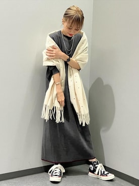 「アイテム（ストール/ショール）」を使った、takanoさん（レディース・154cm）の秋コーディネート