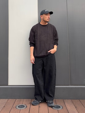「CIAOPANIC TYPY（チャオパニックティピー）の【ユニセックス】着心地◎/アフリカンオーガニックコットンロンTee（Tシャツ/カットソー、ブラック系）」を使った、Yusuke Tanakaさん（メンズ・173cm）の秋コーディネート