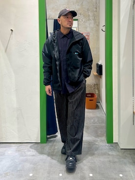 「アイテム（マウンテンパーカー）」を使った、Yusuke Tanakaさん（メンズ・173cm）の秋コーディネート