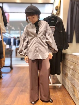 「REMME（レメ）のREMME(レメ)　 Vカットフラットパンプス（パンプス）」を使った、キムラアスミさん（レディース・156cm）の秋コーディネート