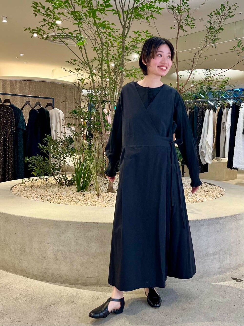 コットンヘンプラップワンピースを使った人気ファッション