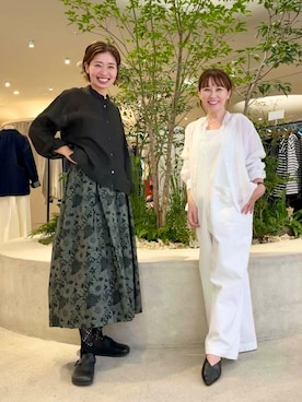「アイテム（オールインワン・サロペット、ホワイト系）」を使った、takagiさん（レディース・163cm）の秋コーディネート
