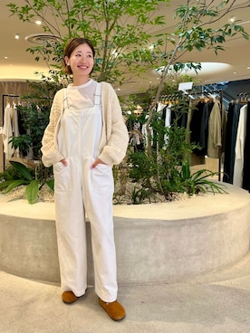 「アイテム（オールインワン・サロペット、ホワイト系）」を使った、takagiさん（レディース・163cm）の秋コーディネート