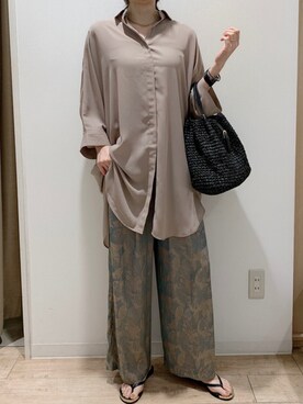 「アイテム（トップス、ベージュ系）」を使った、Bou Jeloudさん（レディース・165cm）の秋コーディネート