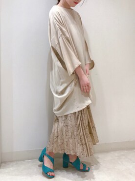 「Bou Jeloud（ブージュルード）のアイテム（スカート）」を使った、Bou Jeloudさん（レディース・156cm）の秋コーディネート
