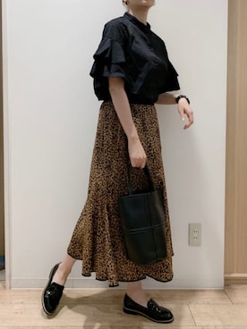 「Bou Jeloud（ブージュルード）のアイテム（スカート）」を使った、Bou Jeloudさん（レディース・165cm）の秋コーディネート