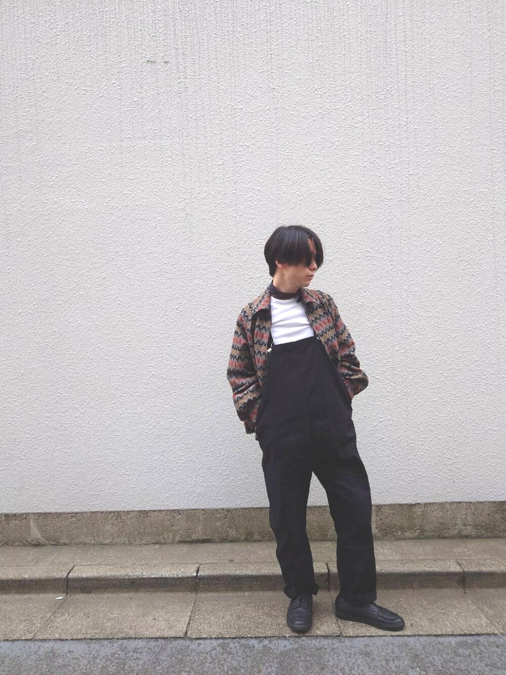 「春服デビュー宣言、カバーオール」｜「EDIFICEのアイテム（Tシャツ/カットソー、ホワイト系）」を使った、machaboさん（メンズ・165cm）の春コーディネートの1枚目の写真