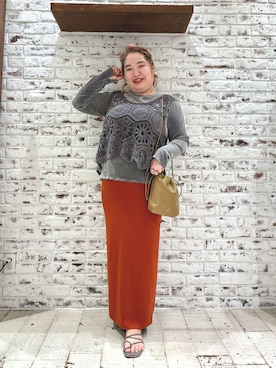 「ナロースカート」｜「アイテム（サンダル）」を使った、koba*rukaさん（レディース・160cm）の秋コーディネート