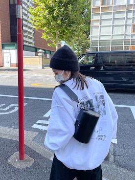 「オフホワイト」｜「アイテム（トートバッグ）」を使った、nomo.akanaさん（レディース・158cm）の秋コーディネート