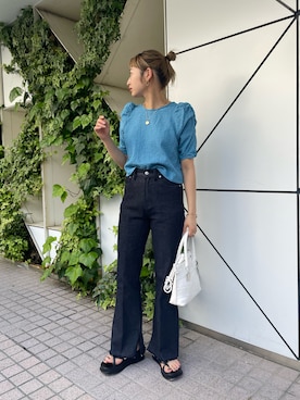 「mystic（ミスティック）のセンターステッチフレアデニム（デニムパンツ）」を使った、nomo.akanaさん（レディース・158cm）の春コーディネート