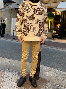 「surt（サート）のアイテム（チノパンツ）」を使った、souyaさん（メンズ・172cm）の秋コーディネート